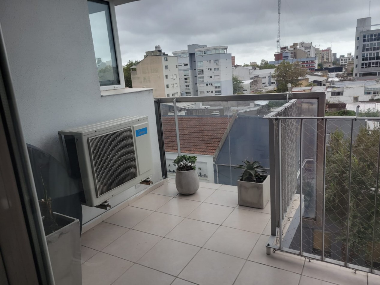 SEMI PISO  SEMI NUEVO