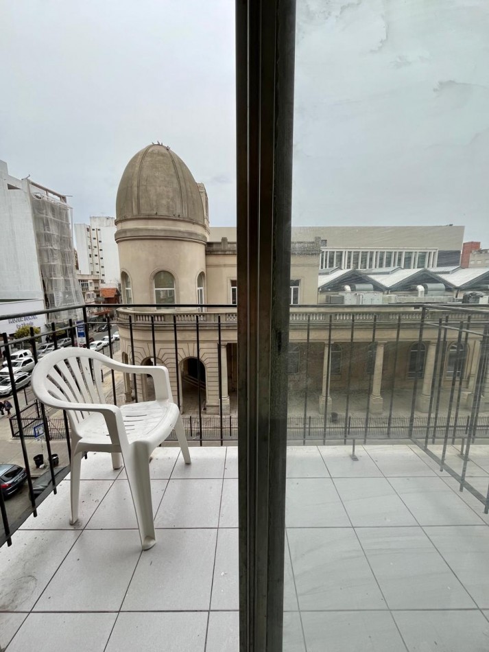 AMBIENTE A LA CALLE ZONA ALDREY