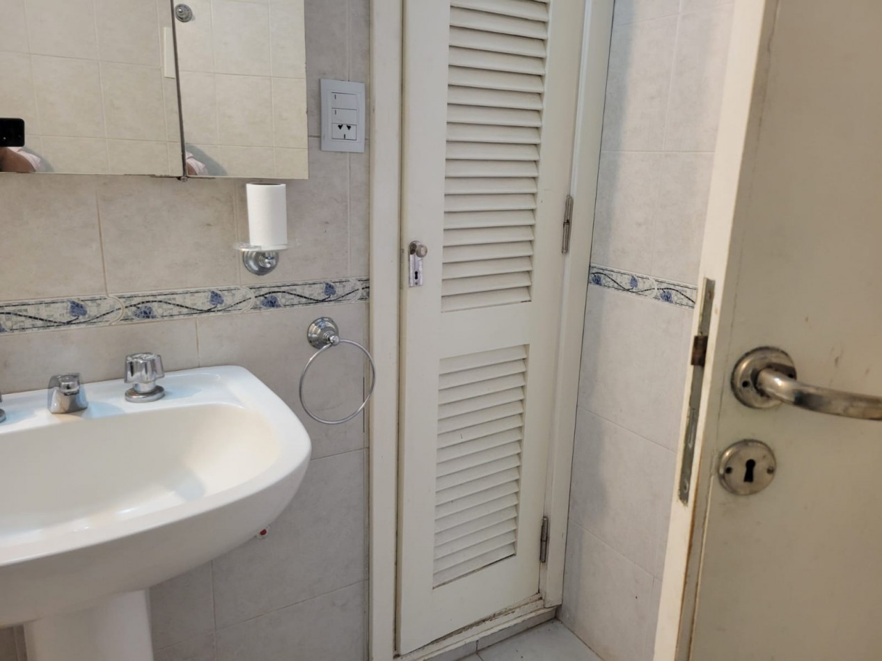CHALET 3 AMBIENTES CON PARQUE