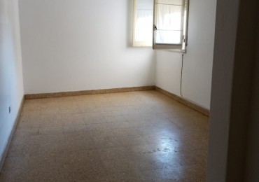 DEPARTAMENTO 2 AMBIENTES C7FRENTE ABIERTO  1 PISO